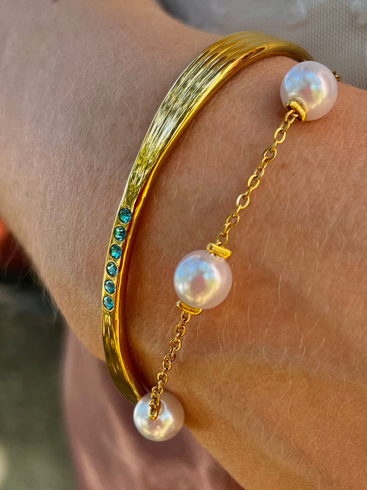 Bangle karkötő-türkiz cirkónia köves
