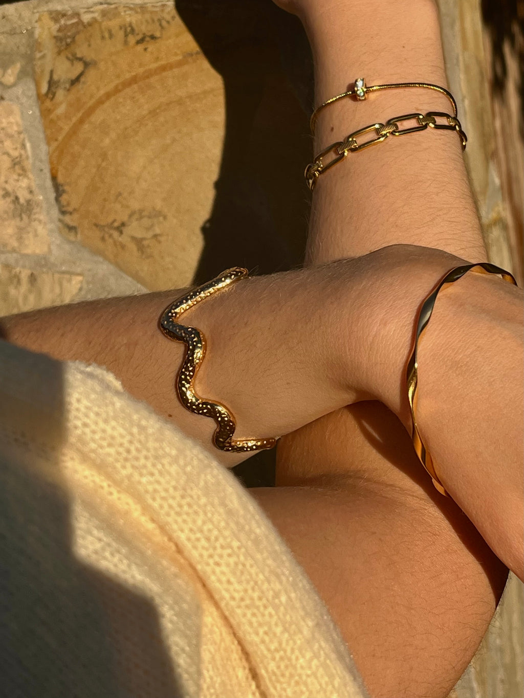 Bangle karkötő-hullámos (limited)