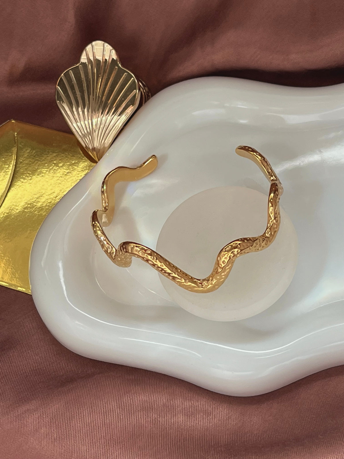 Bangle karkötő-hullámos (limited)